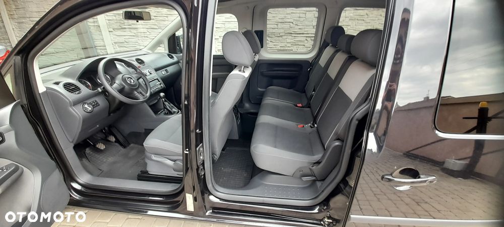 Volkswagen Caddy Comfortline BMT - 15