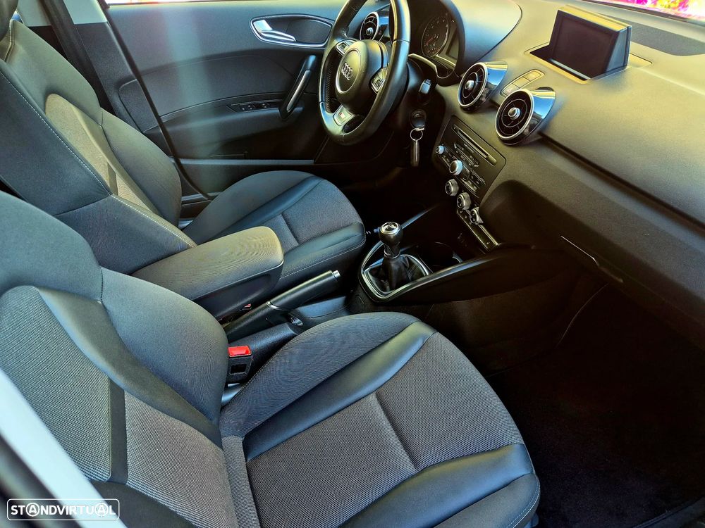 Audi A1 Sportback 1.2 TFSI S line Sport Pack - 33