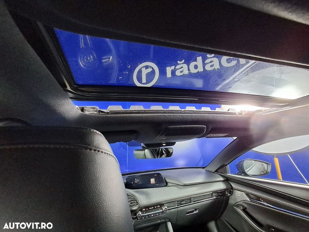Mazda 3 - 25