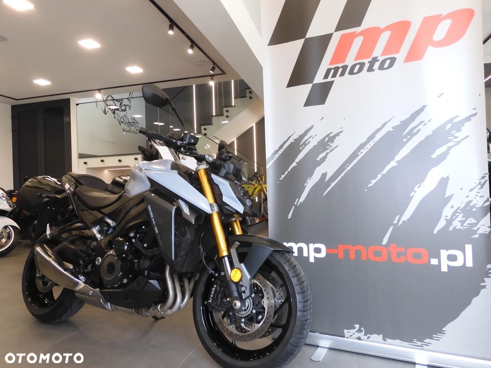 Suzuki GSX 1000 - 1