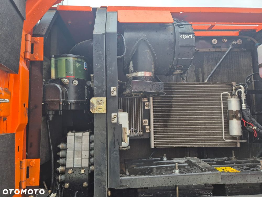 Hitachi ZX190W-3 - 10