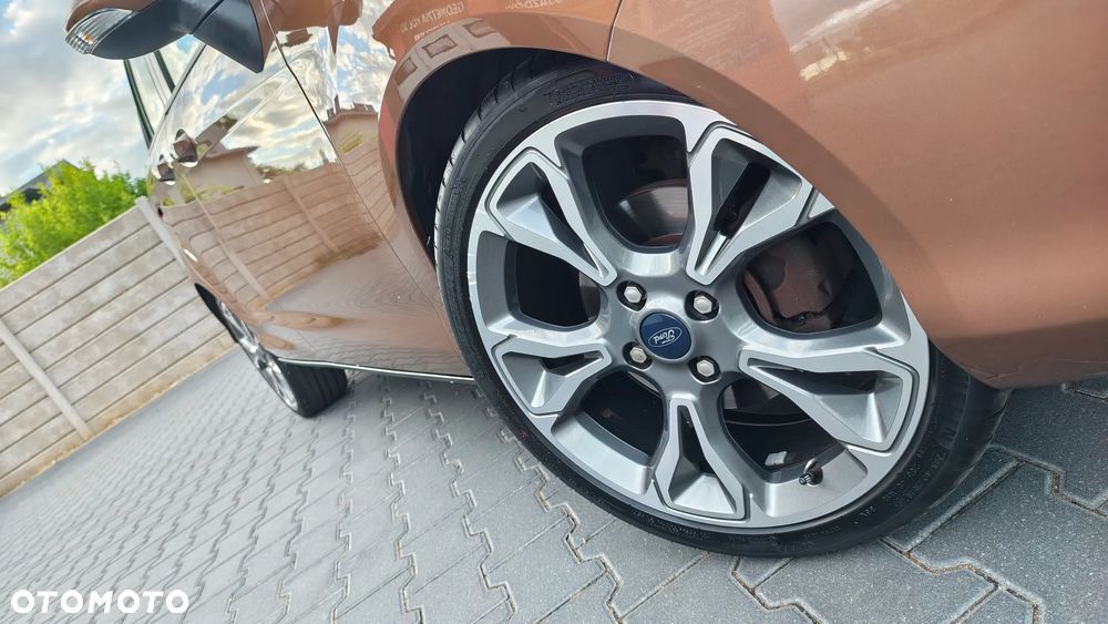 Ford B-MAX - 17
