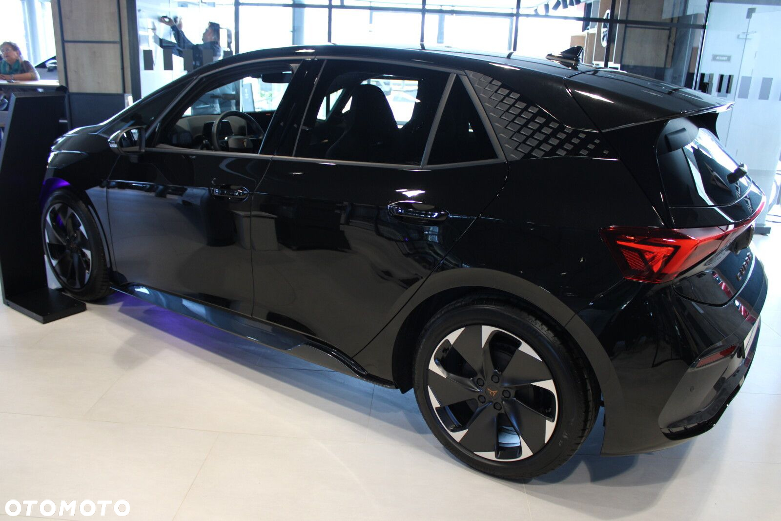 Cupra Born - 7