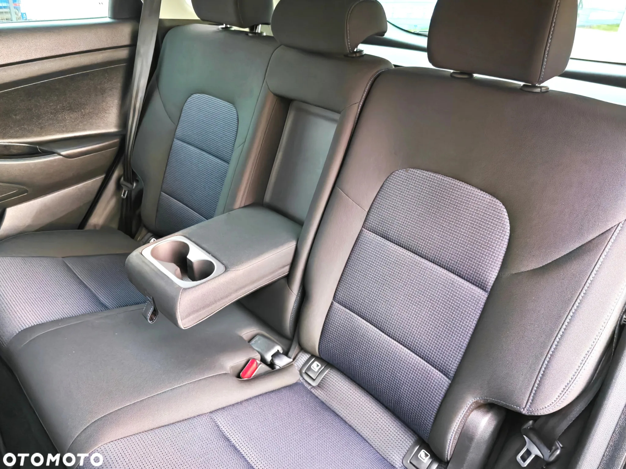 Hyundai Tucson 1.6 GDI BlueDrive Design 2WD - 38