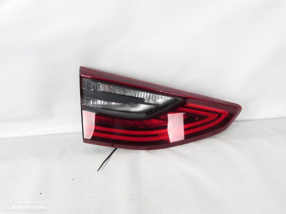 Farolim da mala Esquerdo/Trás Seminovo/ Original KIA XCEED (CD) 92403J7050 - 1