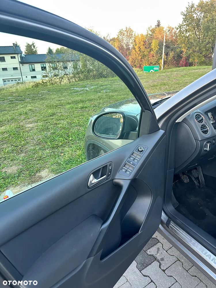 Volkswagen Tiguan - 30