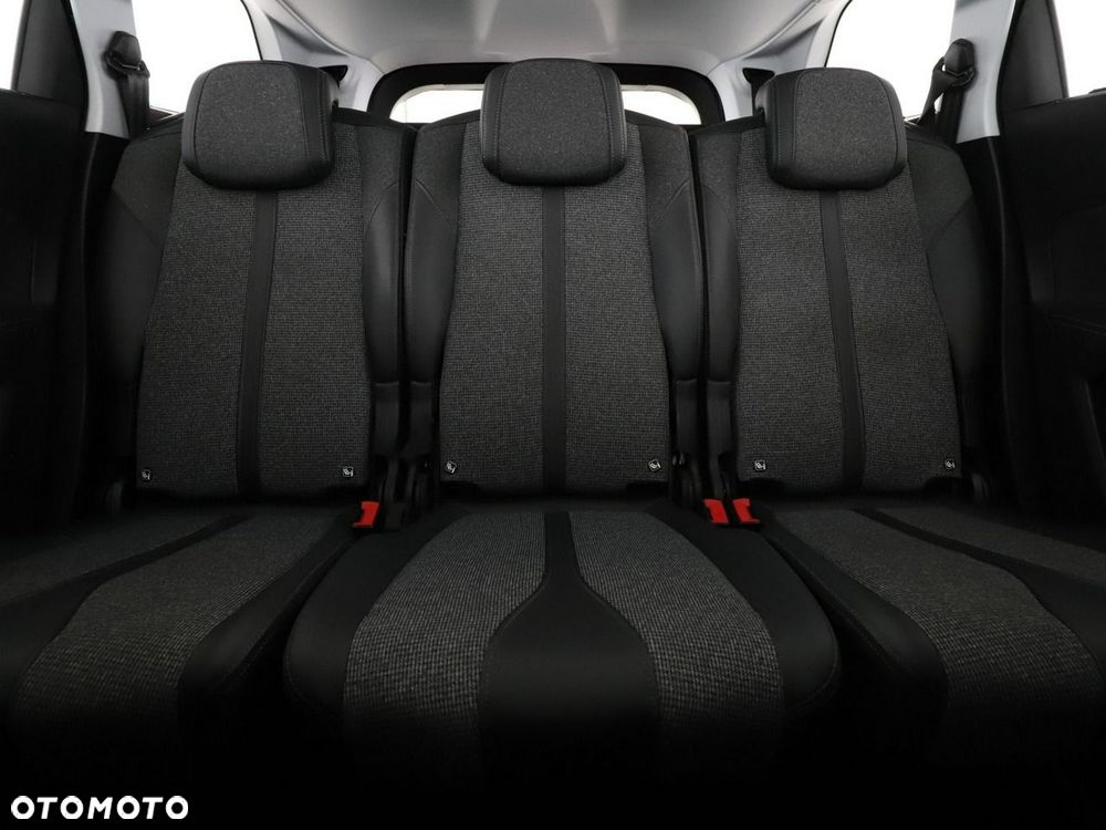 Peugeot 5008 2.0 BlueHDi Allure S&S EAT8 - 19