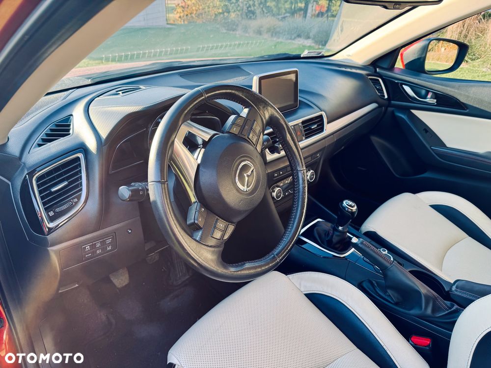 Mazda 3 2013 photo 2