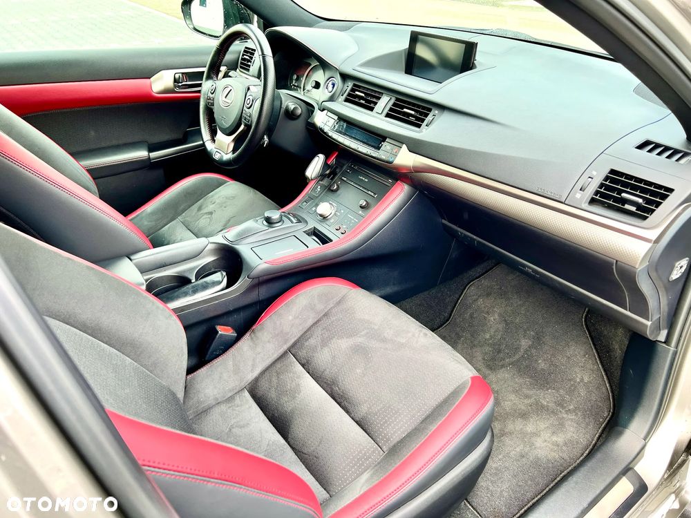 Lexus CT 200h F Sport Edition - 9