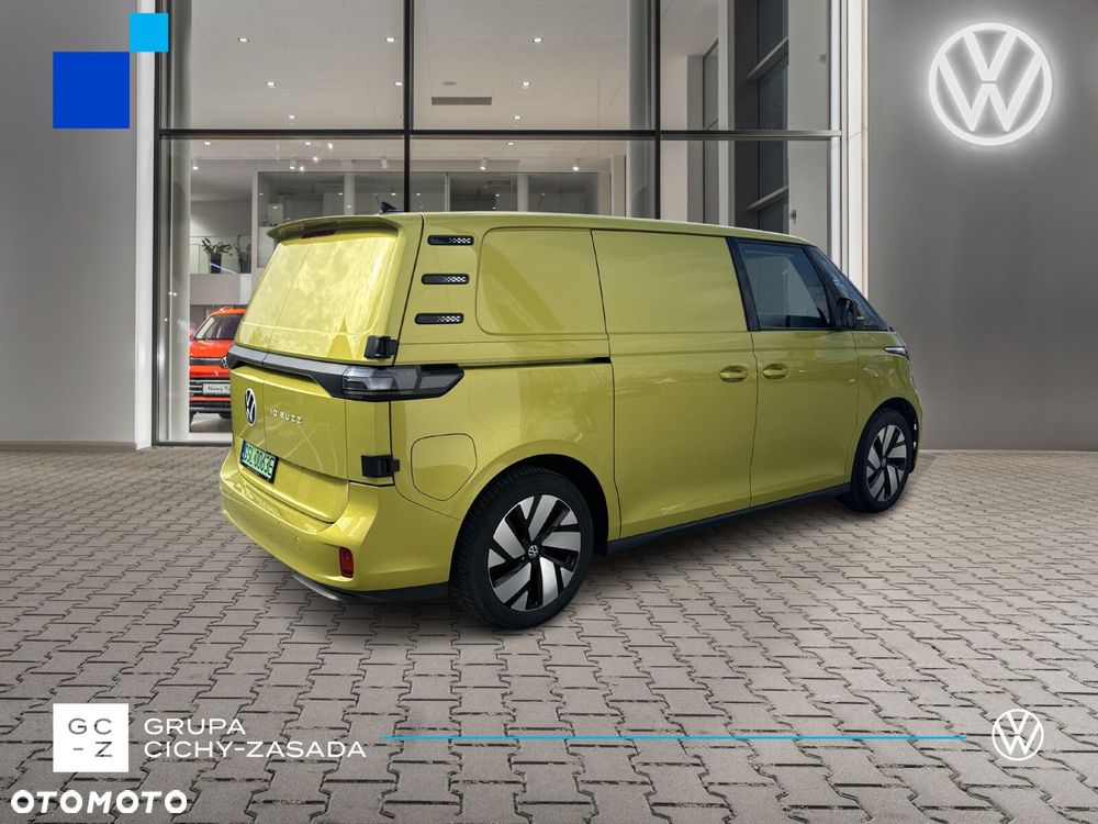 Volkswagen ID. Buzz Cargo 150 kW (204 PS) / skrzynia biegów: automatyczna 1 biegowa rozstaw osi: 2988 mm - 5