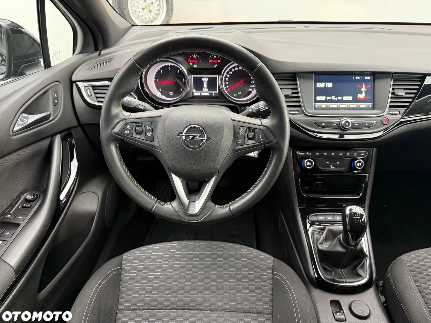 Opel Astra 1.6 D (CDTI) Dynamic - 22