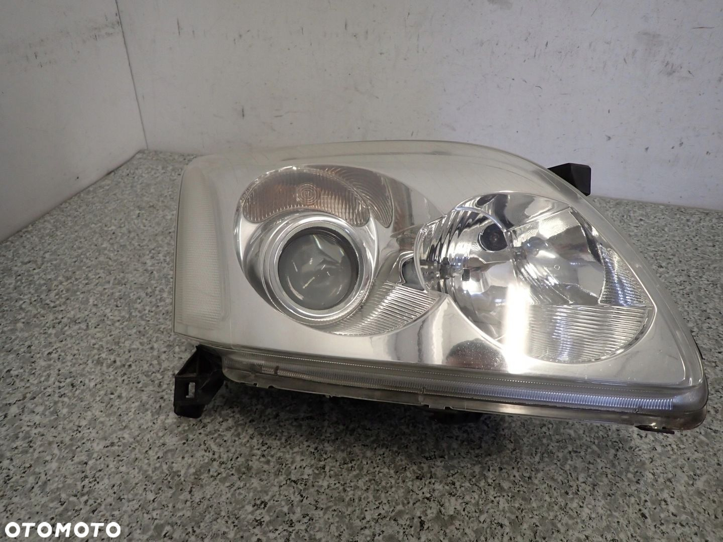 TOYOTA AVENSIS T25 03-05 REFLEKTOR LAMPA PRZEDNIA PRAWA - 6