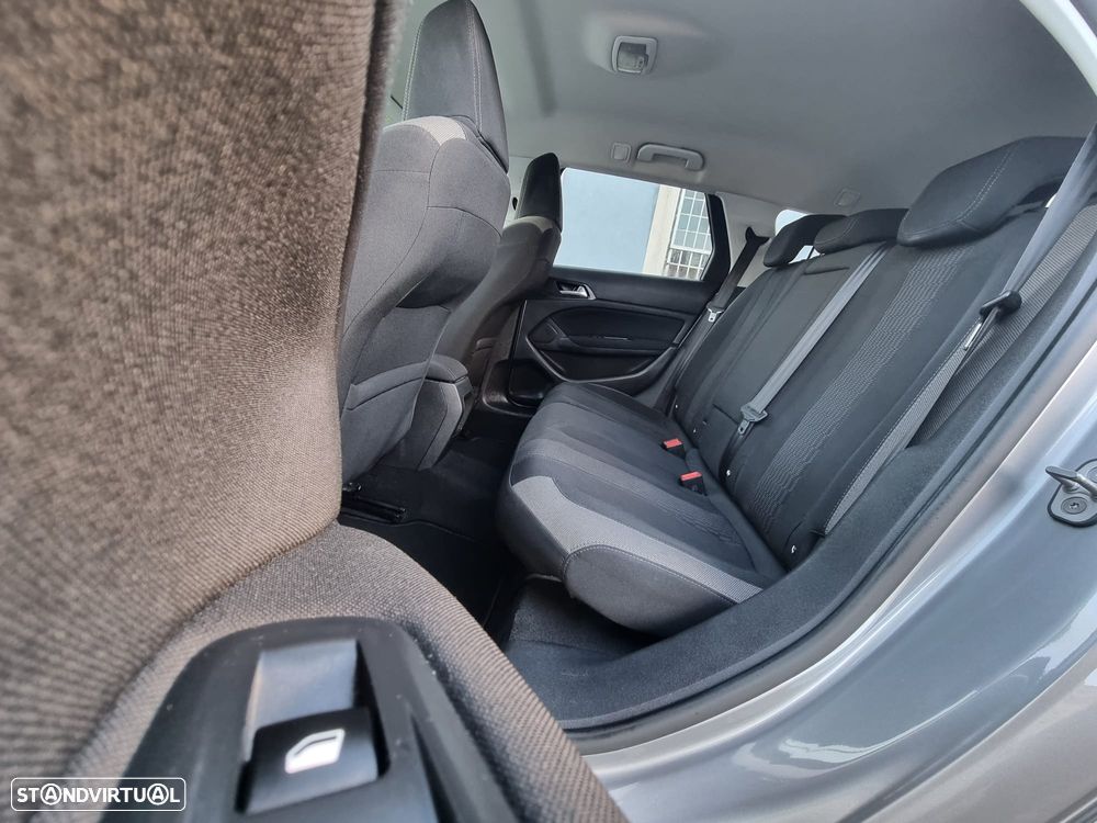 Peugeot 308 1.6 BlueHDi Allure J17 - 12