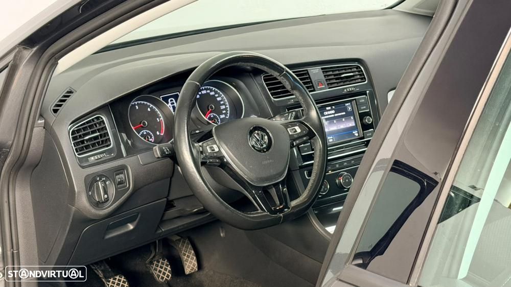 VW Golf 1.6 TDI Trendline - 27