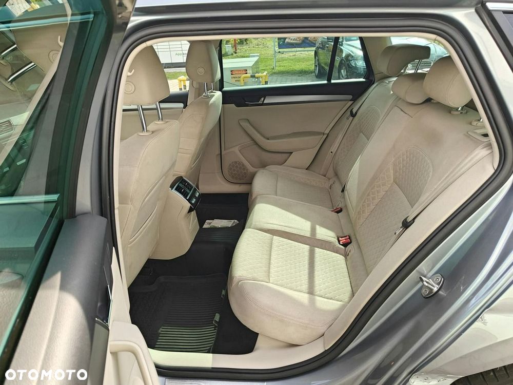 Skoda Superb - 23