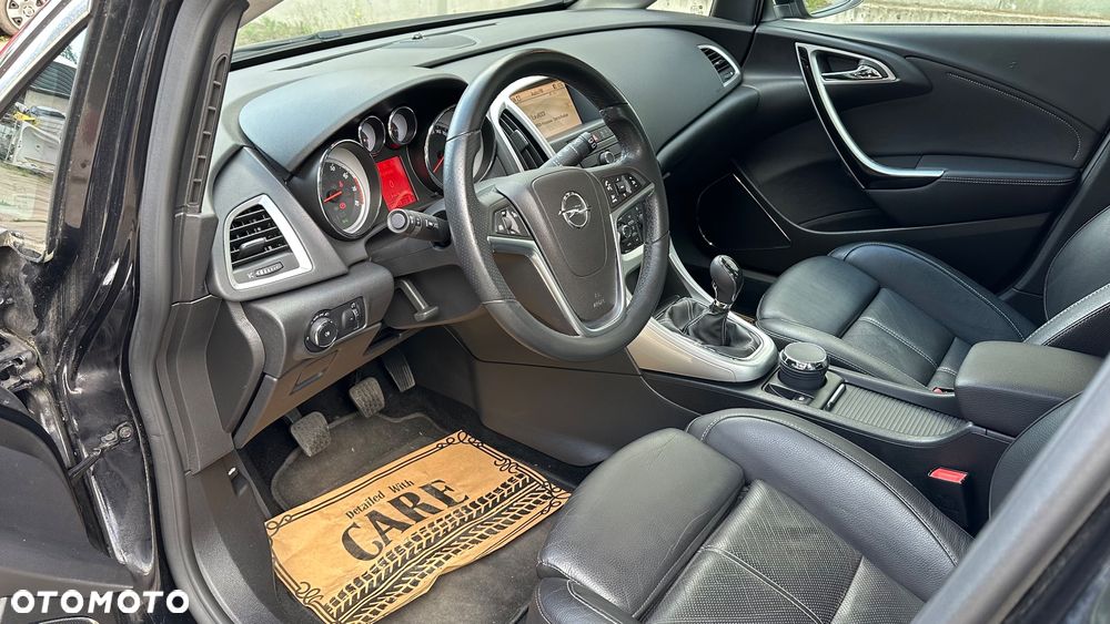 Opel Astra 1.4 Turbo Cosmo - 22
