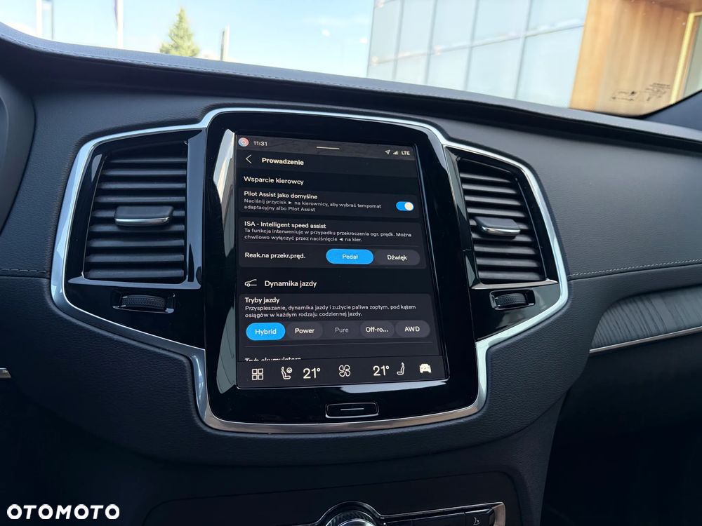Volvo XC 90 T8 AWD Plug-In Hybrid Plus Bright 7os - 17