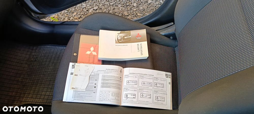 Mitsubishi Lancer 1.5 Inform ASTC - 10