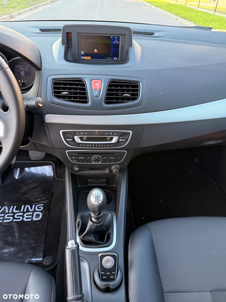 Renault Fluence 2.0 16V Privilege - 29