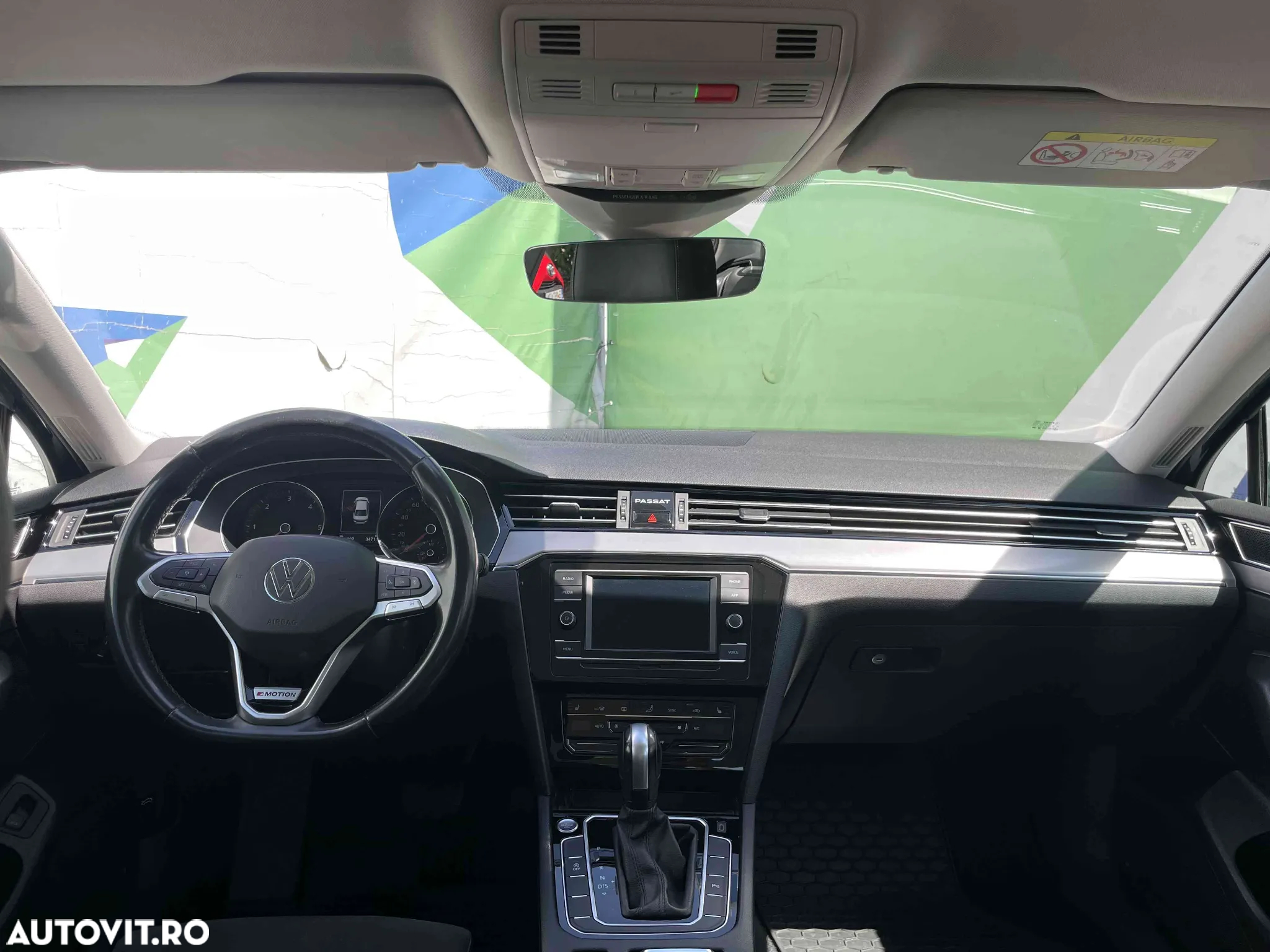 Volkswagen Passat - 16