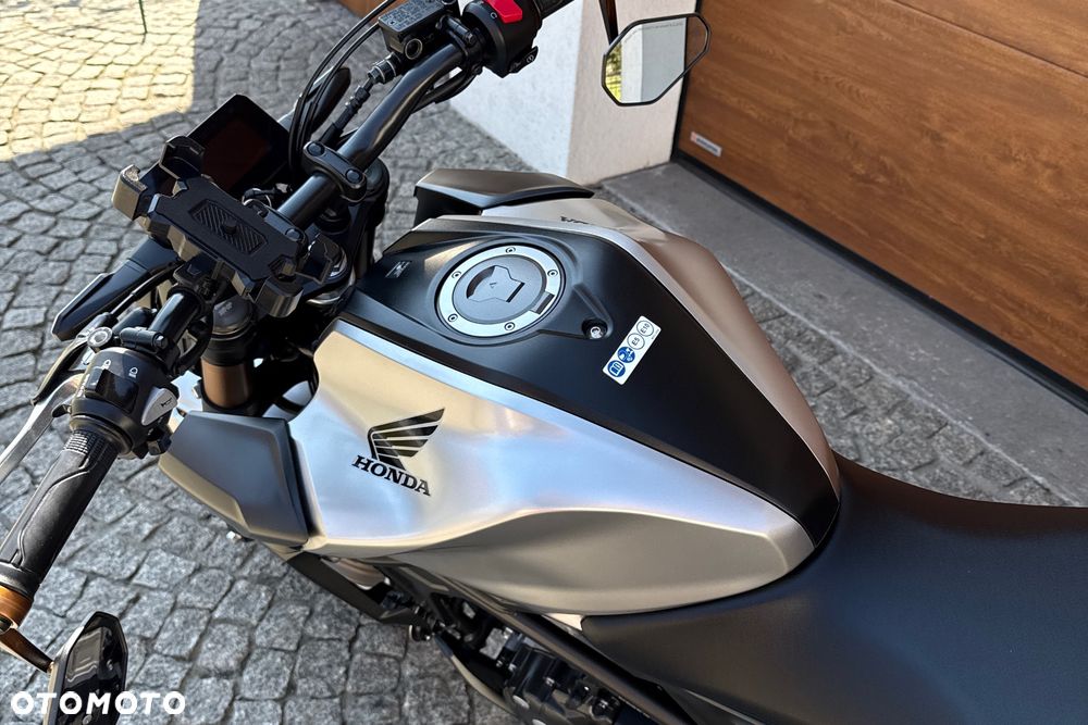 Honda CB - 25
