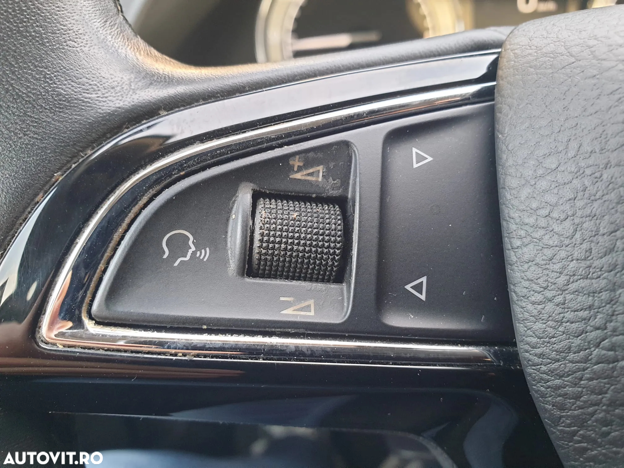 Skoda Superb 2.0 TDI DSG Ambition - 25