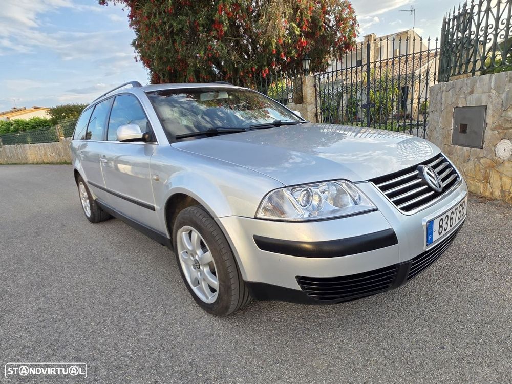 VW Passat Variant 1.9 TDi Confortline - 1
