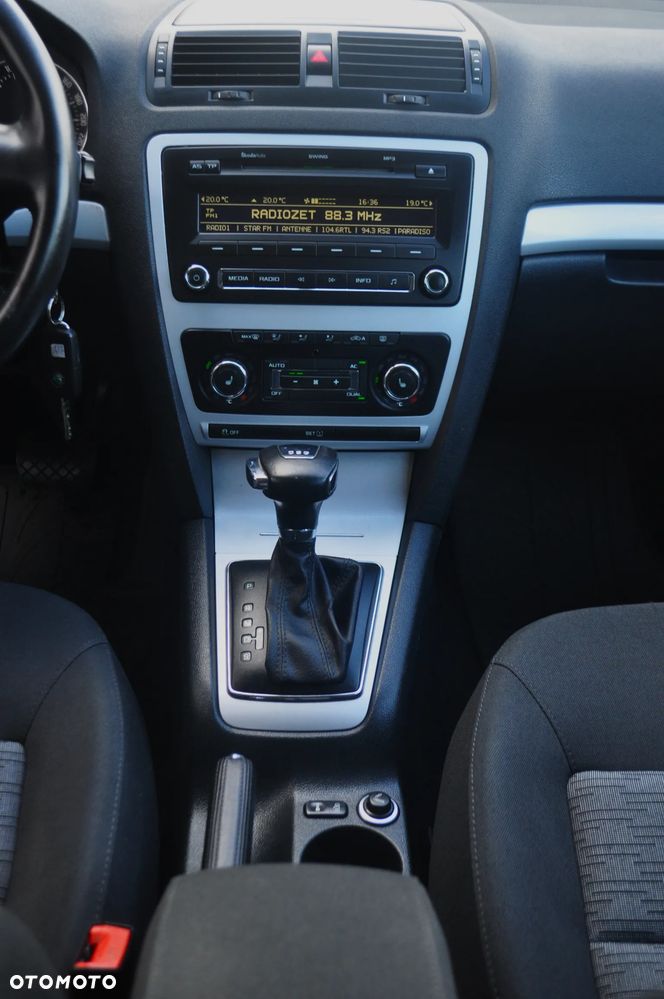 Skoda Octavia 1.2 TSI DSG IMPULS EDITION - 16