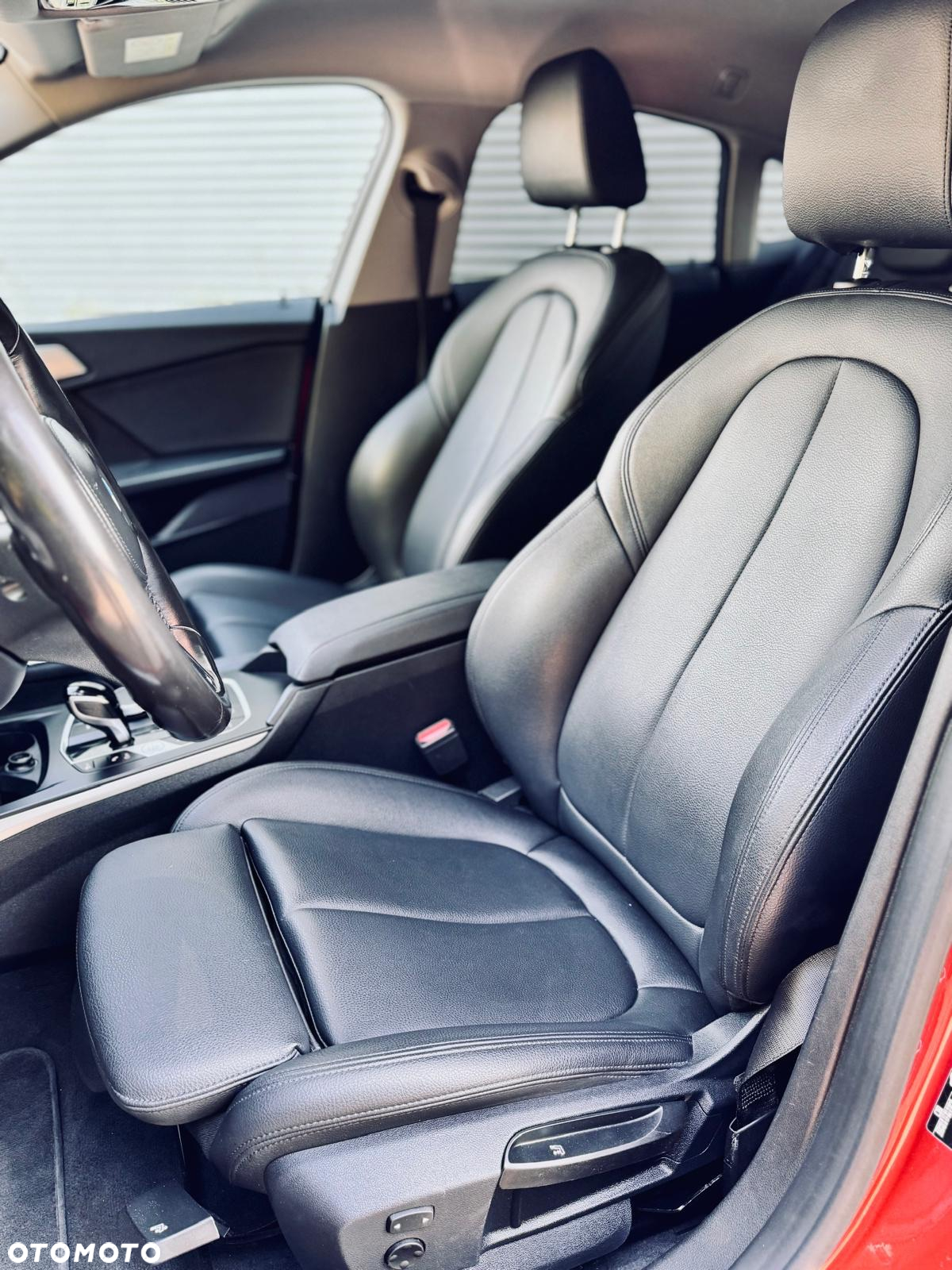 BMW Seria 2 218i Advantage - 15
