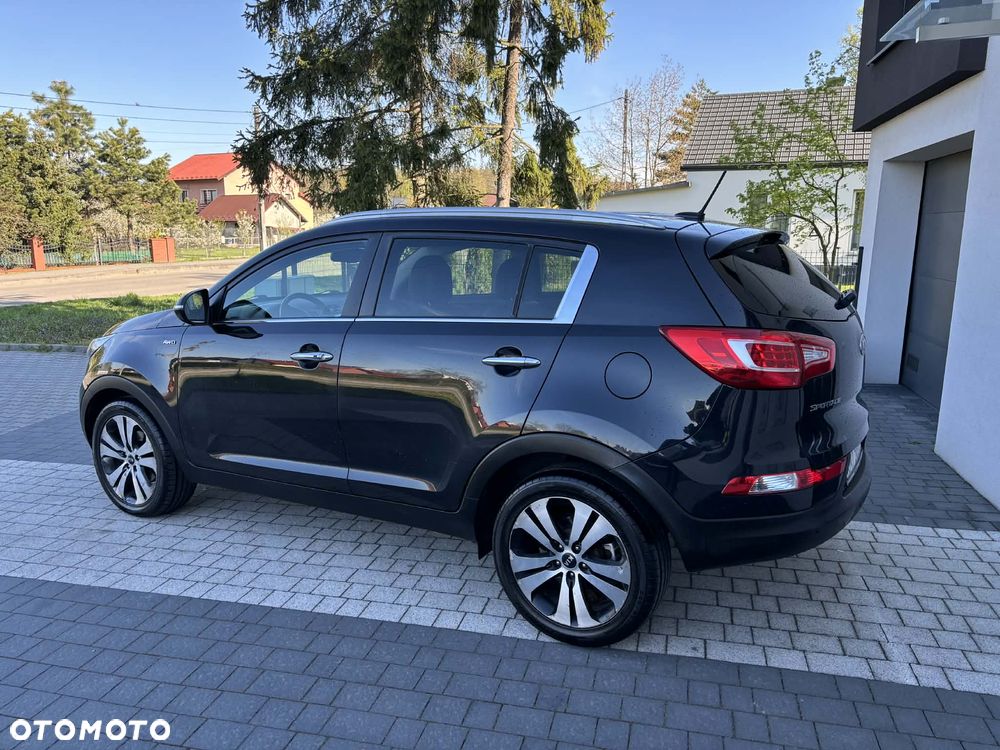 Kia Sportage 2.0 CRDI AWD Fifa World Cup Edition - 16