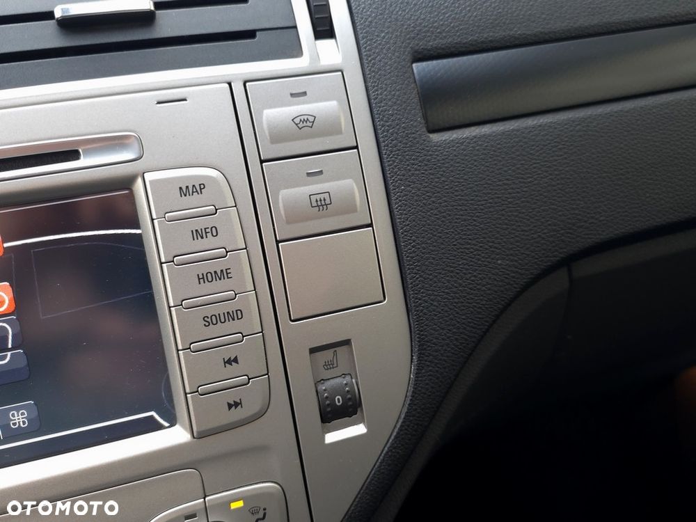 Ford Kuga 2.0 TDCi Individual - 17