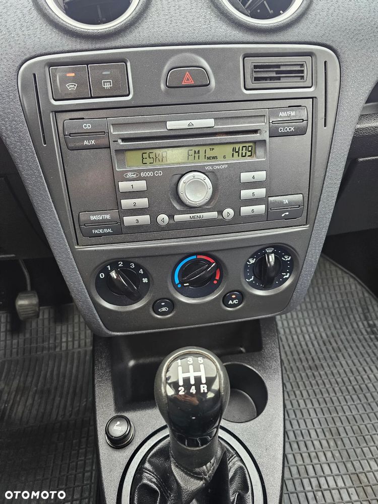 Ford Fusion 1.25 Ambiente - 16