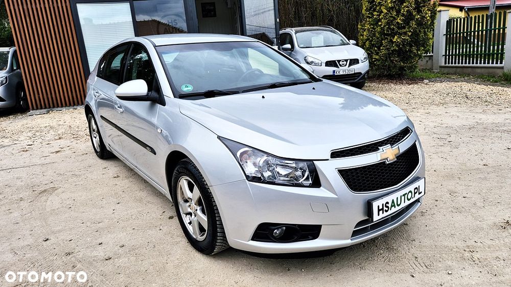 Chevrolet Cruze 1.6 - 6