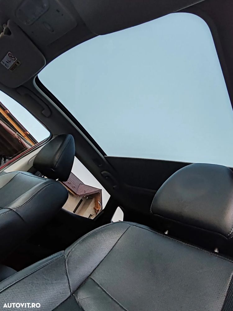 Nissan Qashqai 1.6 DCI DPF Start/Stop tekna - 13