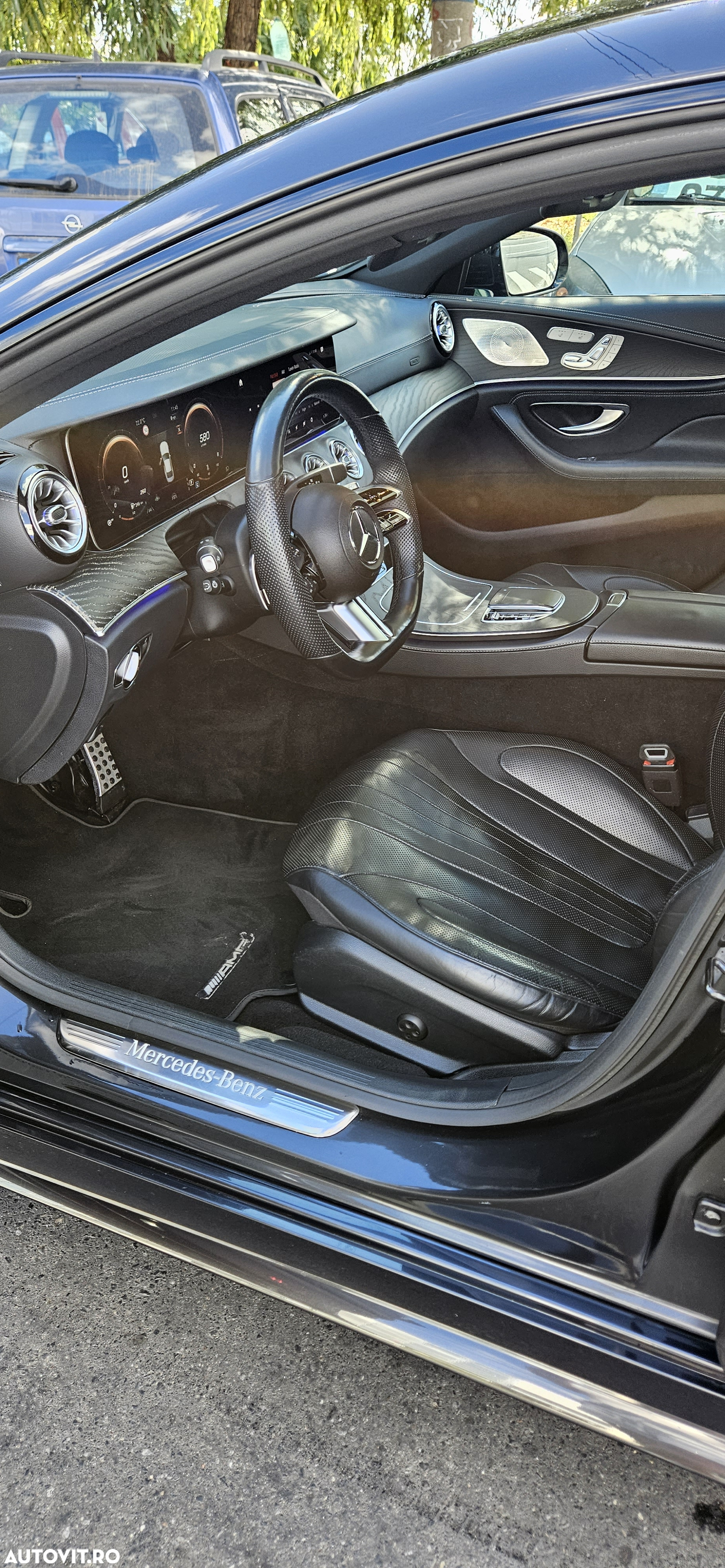 Mercedes-Benz CLS 400 d 4Matic 9G-TRONIC AMG Line - 17