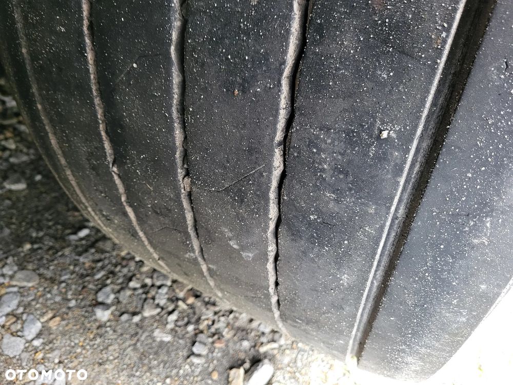 Schmitz Cargobull Mega, Osie Schmitz - 7