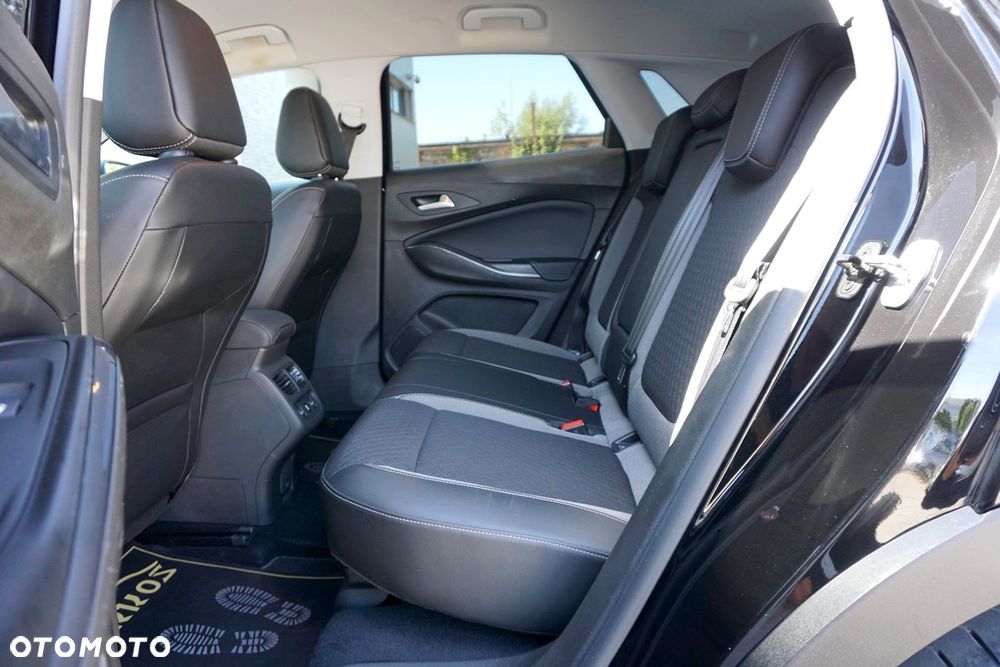 Opel Grandland X 1.6 T Ultimate S&S - 36