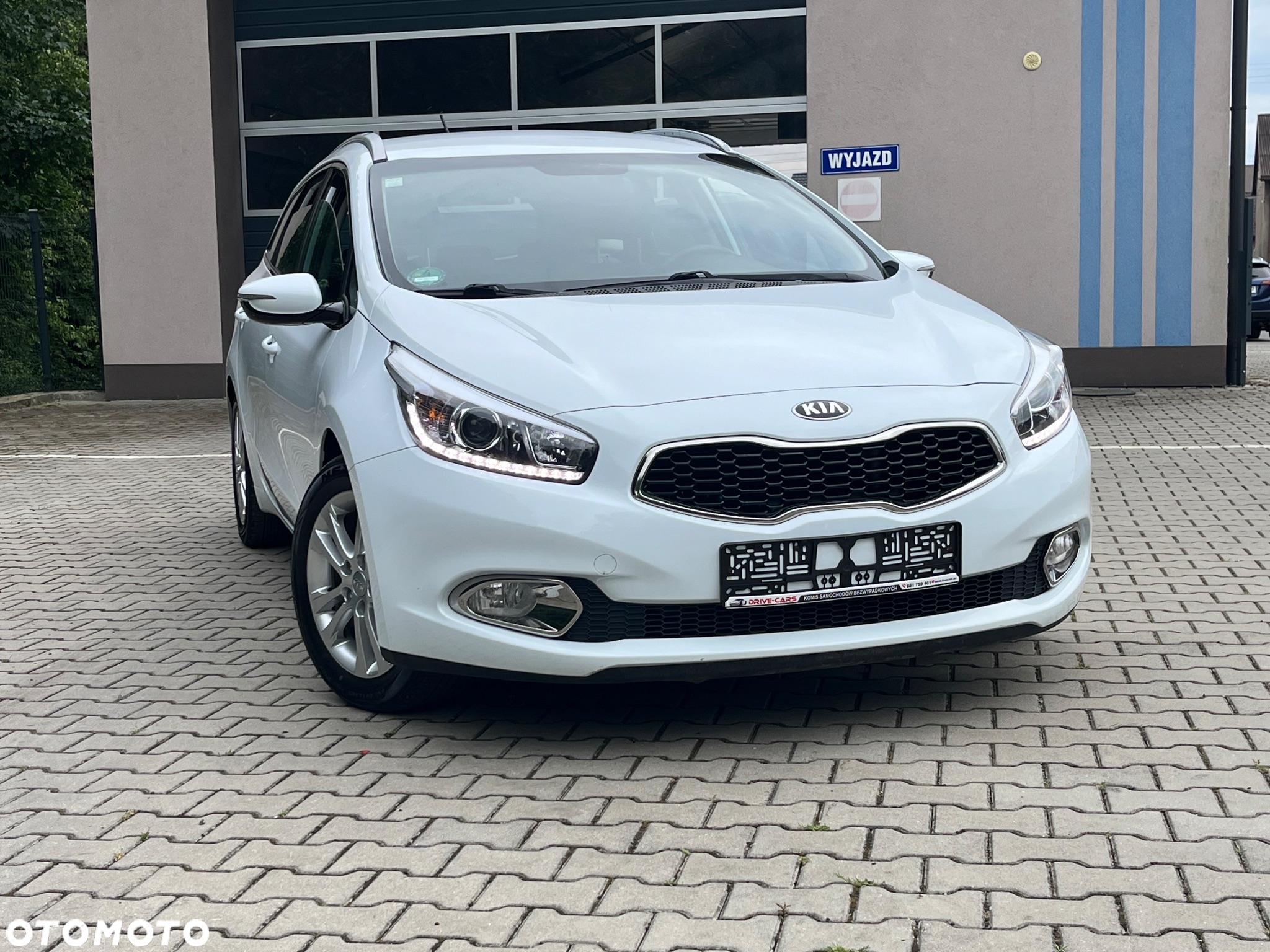 Kia Ceed 1.6 CRDi 128 Vision - 19