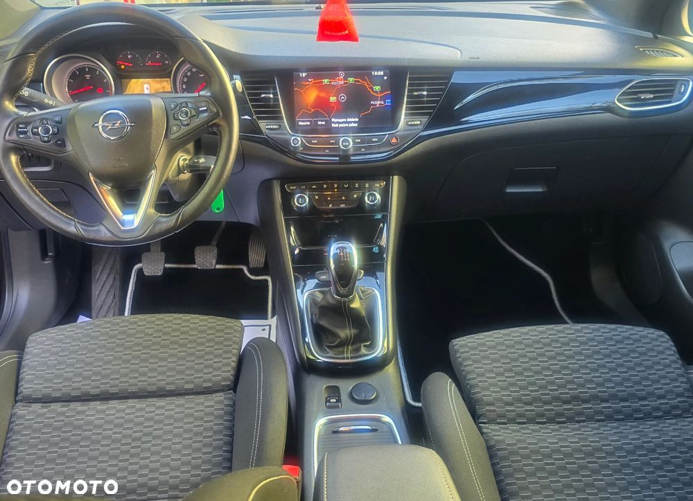 Opel Astra 1.4 Turbo Start/Stop ON - 13