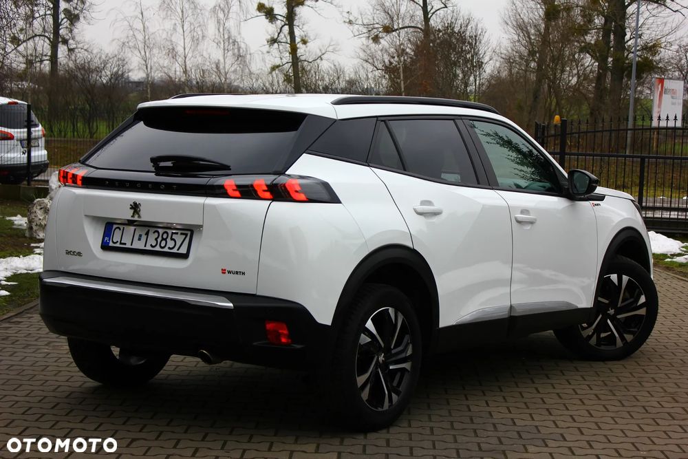 Peugeot 2008 BlueHDi 130 Allure S&S EAT8 - 10