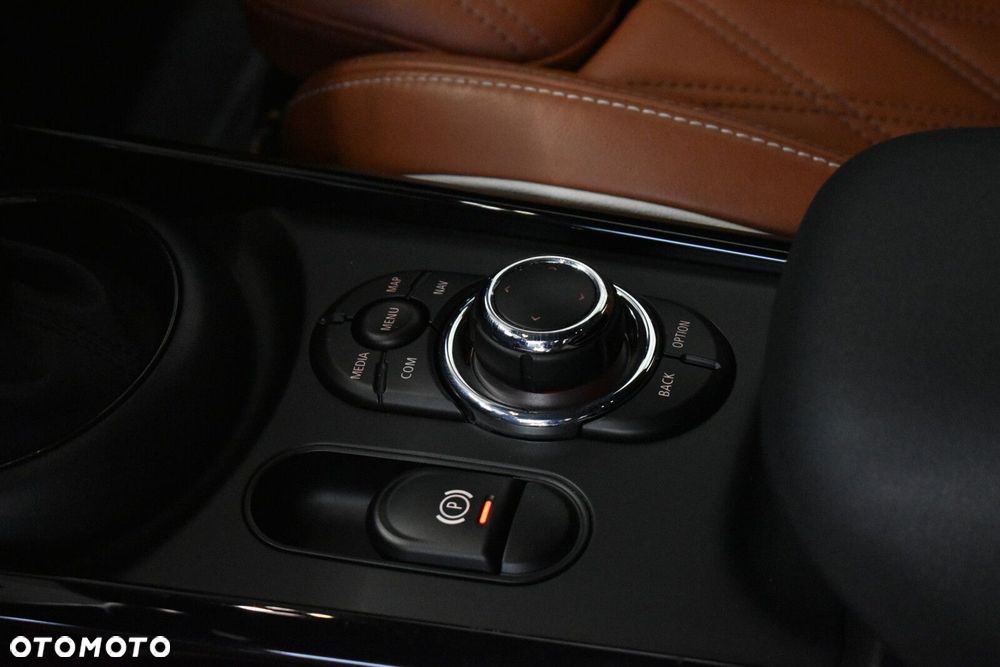 MINI Clubman - 17