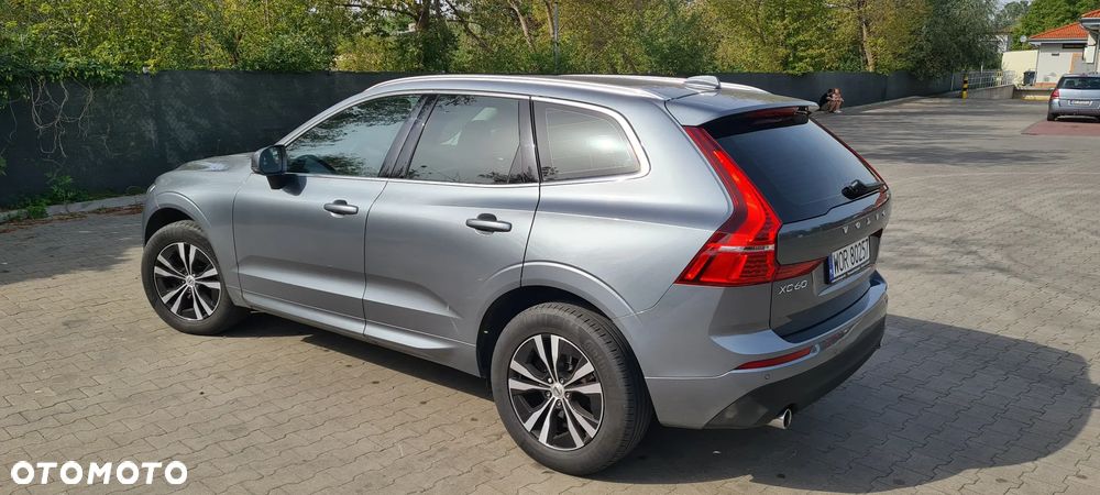 Volvo XC 60 D4 AWD Geartronic Momentum - 8