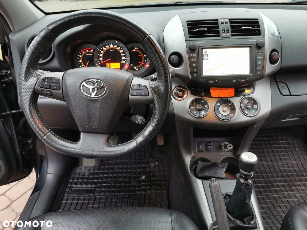 Toyota RAV4 2.2 D-CAT 4x4 Executive - 27