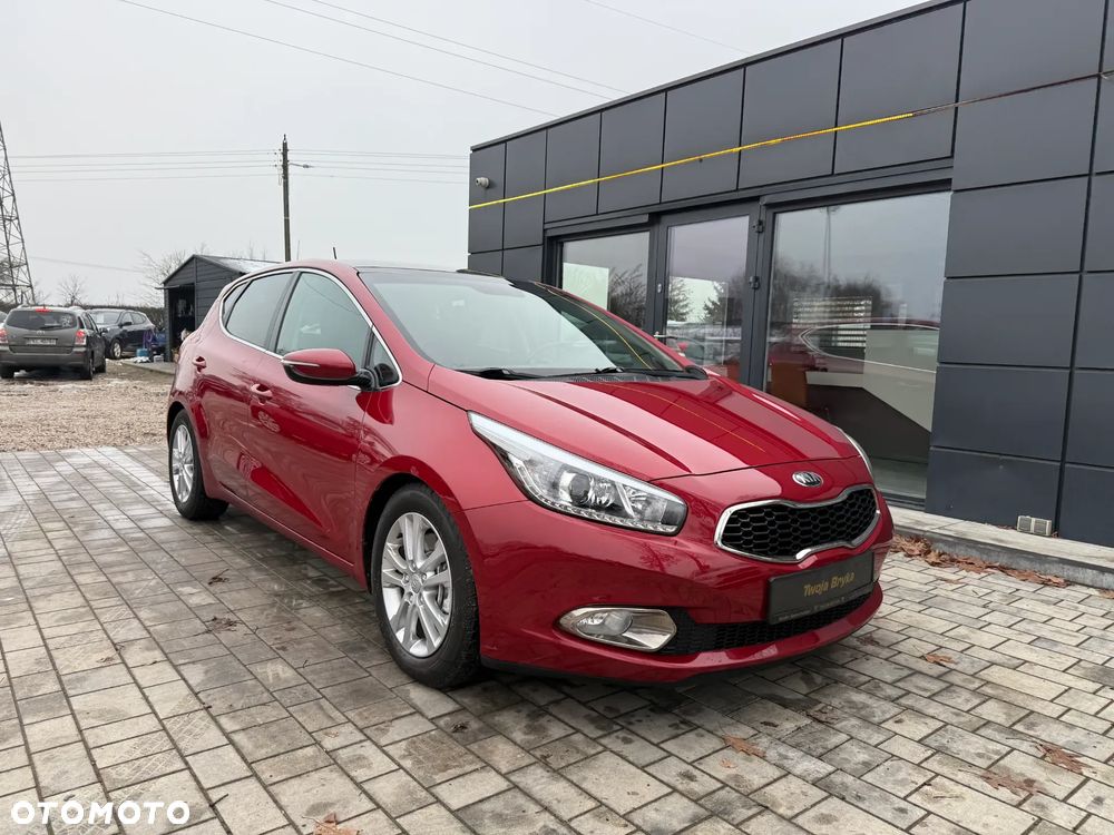 Kia Ceed 1.6 CRDi ISG Vision - 4