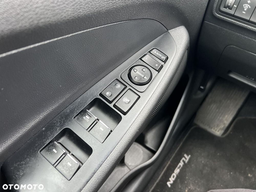 Hyundai Tucson 1.7 CRDI BlueDrive Classic 2WD - 26