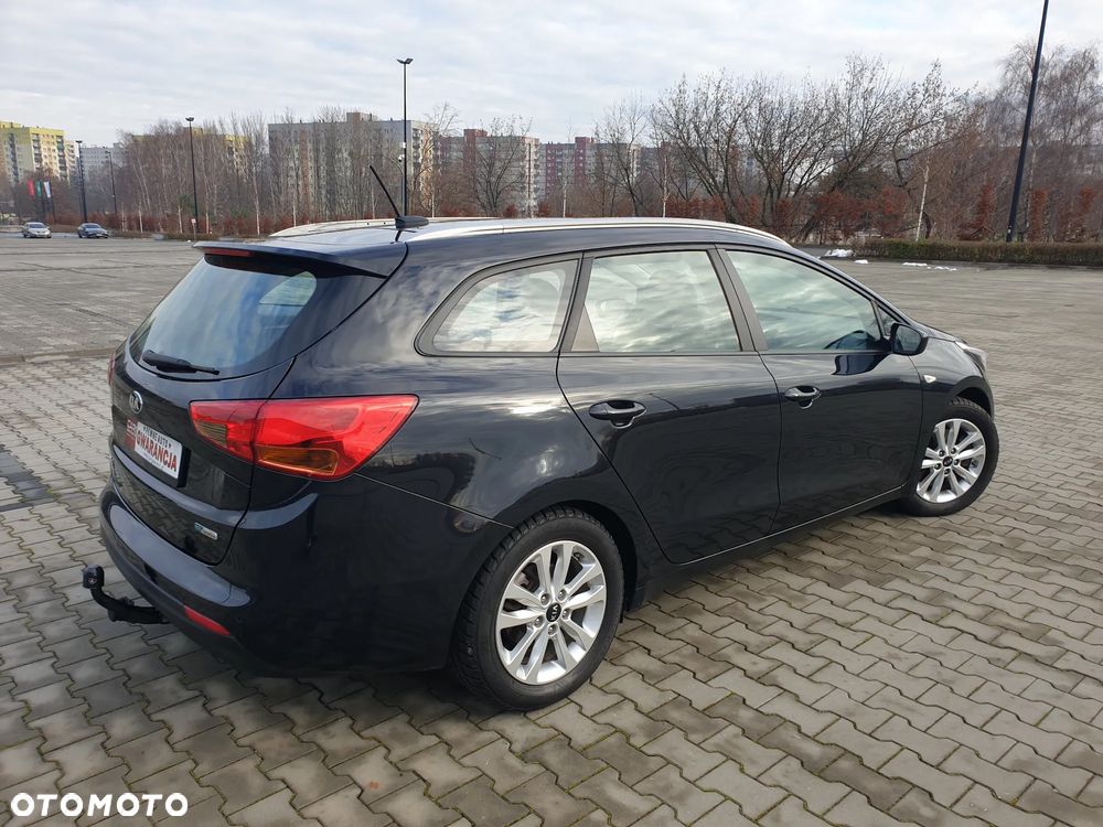 Kia Ceed 1.6 GDI Platinum Edition - 17