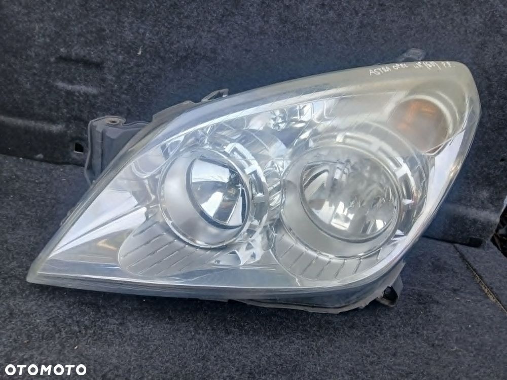 Opel Astra H III Lampa przednia prawa, lewa. - 1
