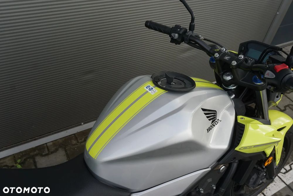 Honda CB - 7