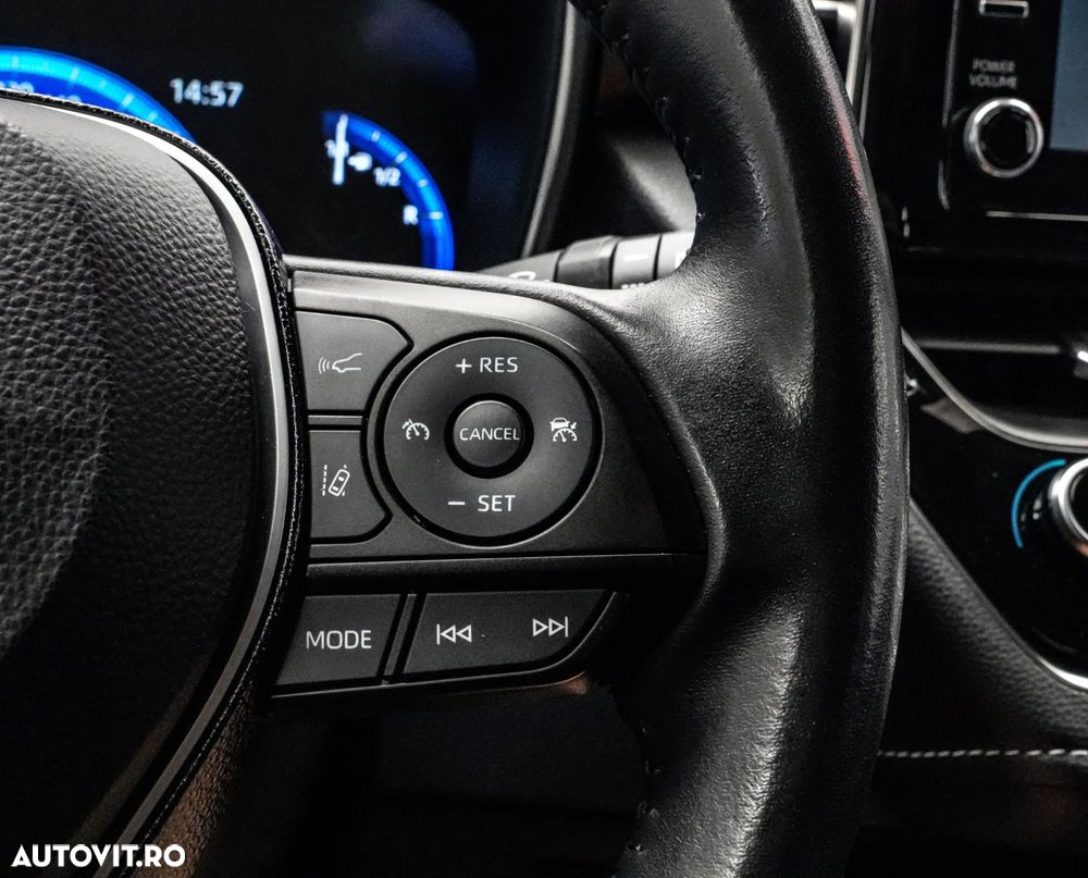 Toyota Corolla 1.8 HSD Dynamic - 25