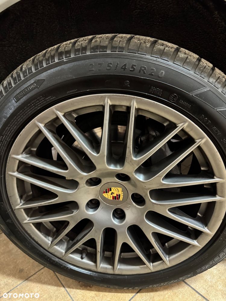 Porsche Cayenne Diesel Platinum Edition - 18